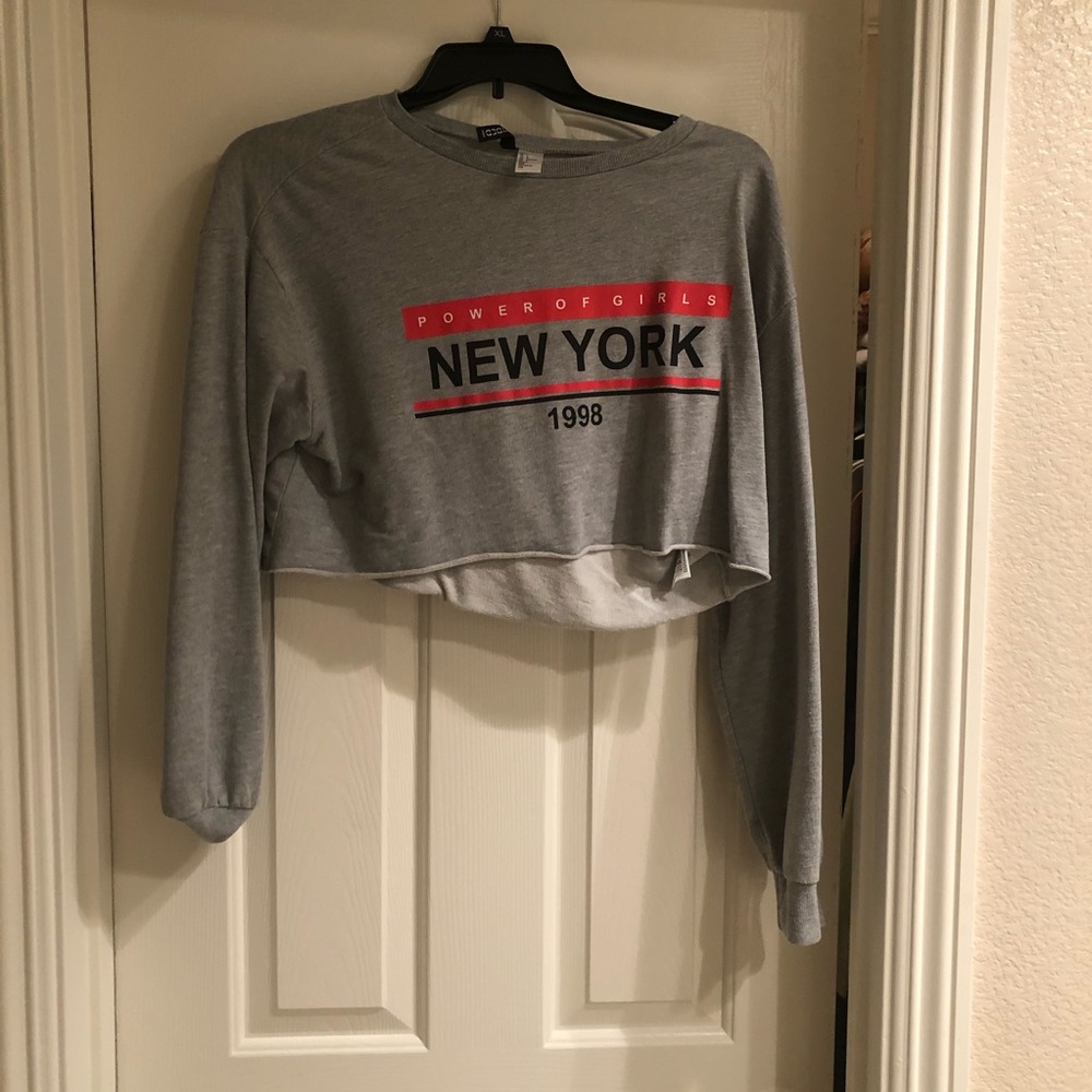Long sleeve crop